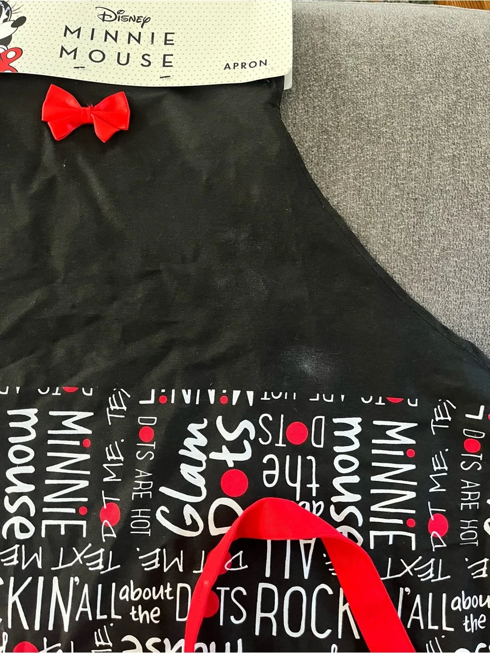 Disney Minnie & Mickey Kitchen Set - Black, Red, White